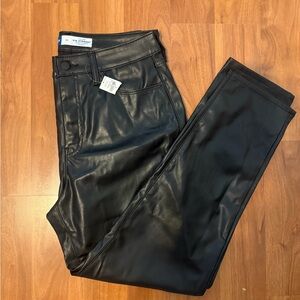 Old Navy Black Straight Leg Pants